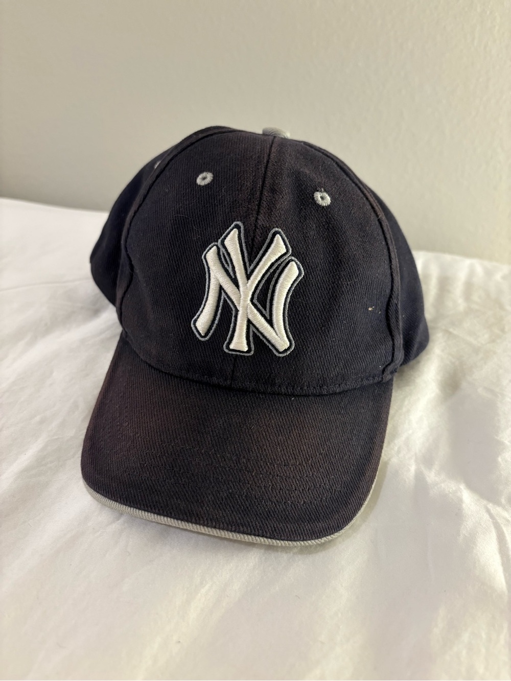 Youth 90s New York Yankees cap